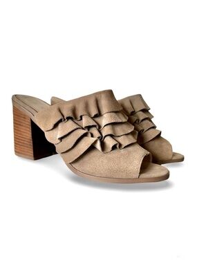 NEW! Sole Society Frannie Taupe Suede Ruffle Block Heel Mules Size 8.5
